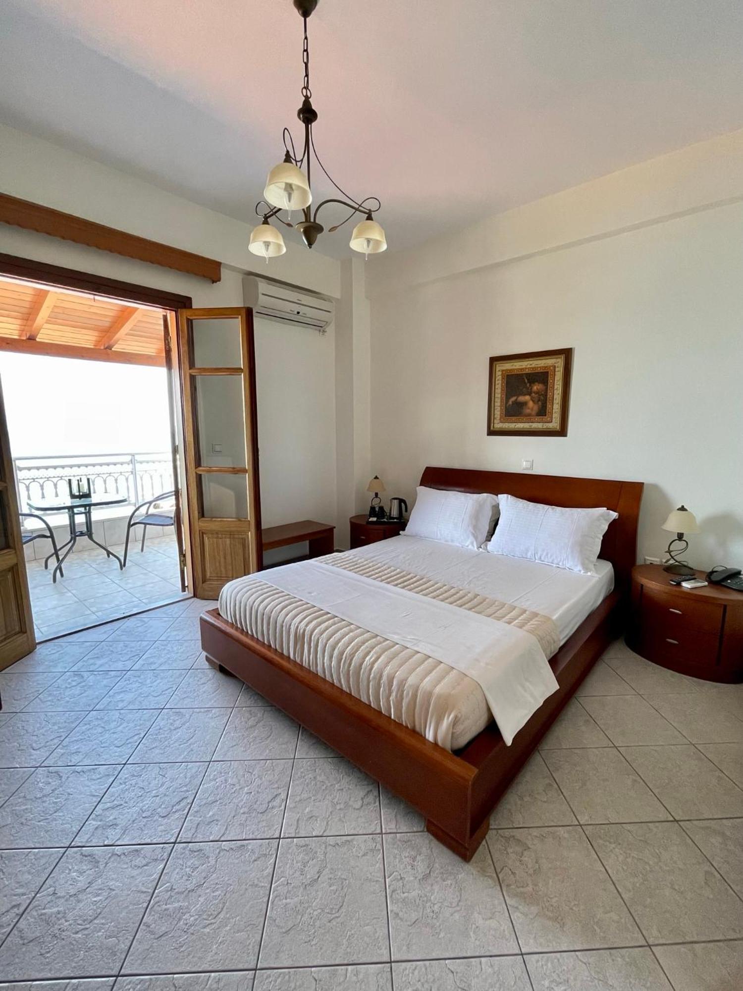 Sofotel Koróni Екстериор снимка